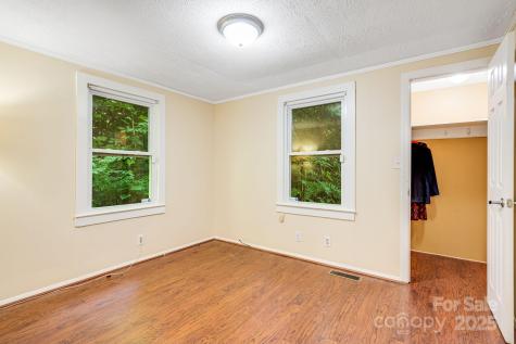 292 Beaucatcher Road Asheville NC 28805