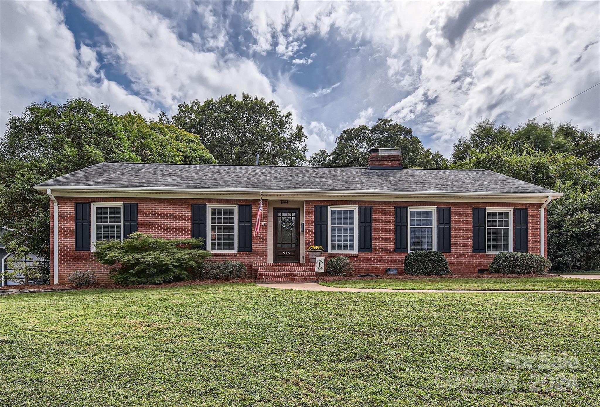 916 Fairbanks Road Charlotte NC 28210