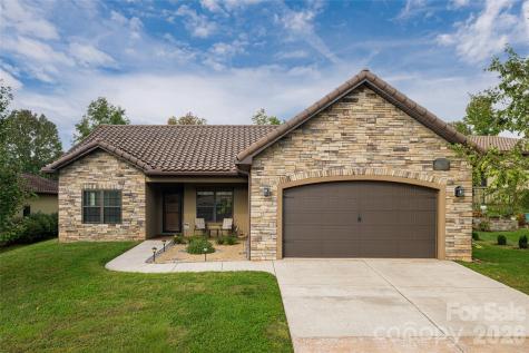 5 Pacifico Drive Asheville NC 28806