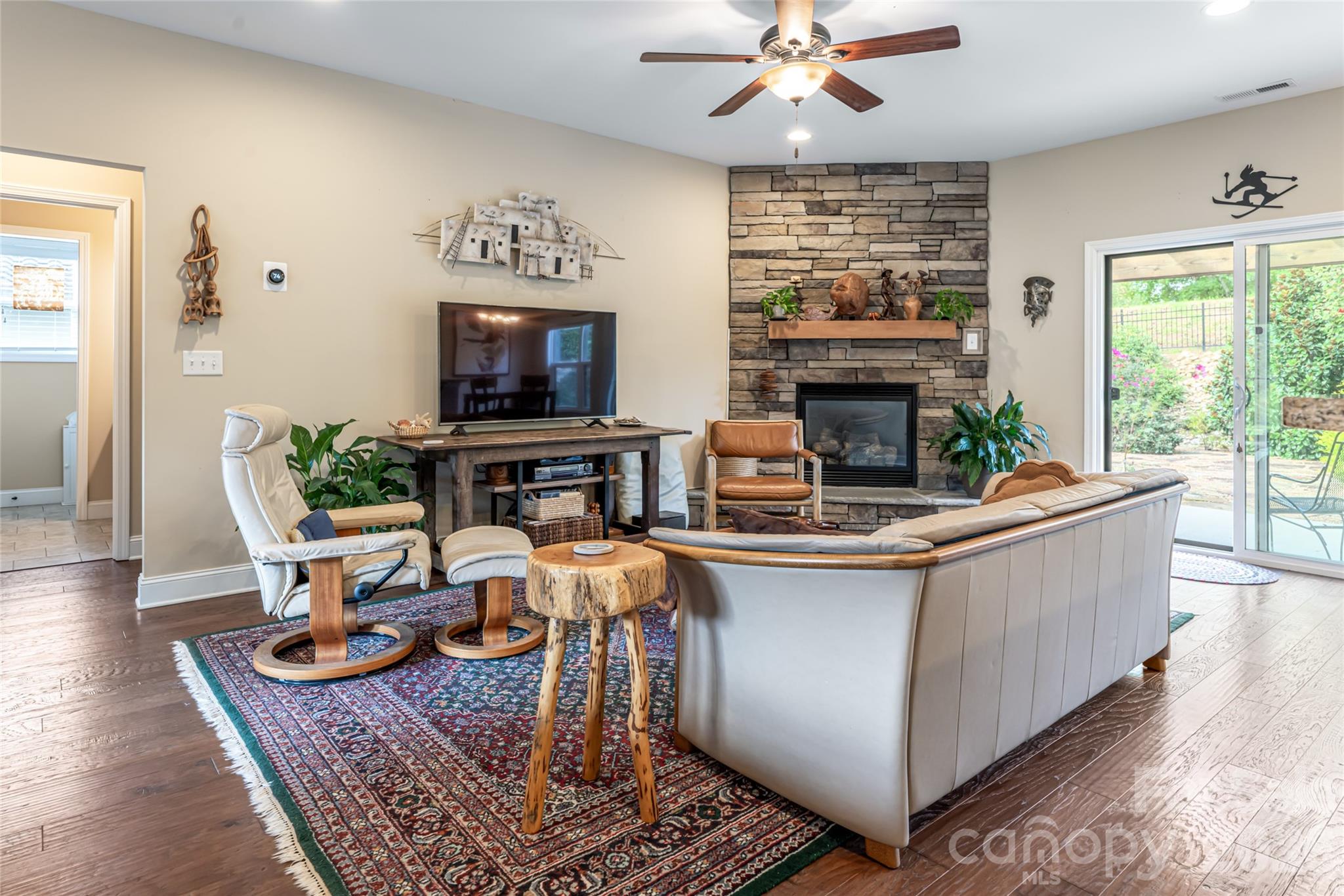 5 Pacifico Drive Asheville NC 28806