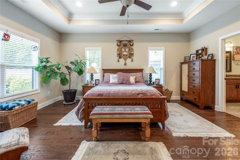 5 Pacifico Drive Asheville NC 28806