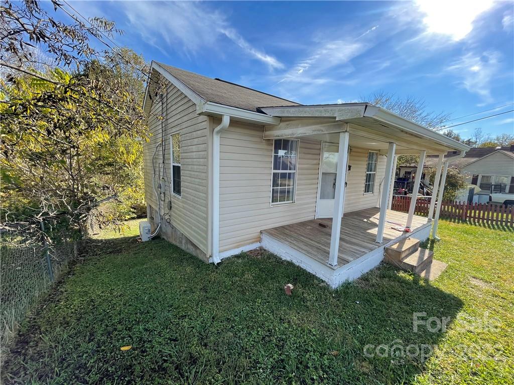 225 Eastview Street Morganton NC 28655