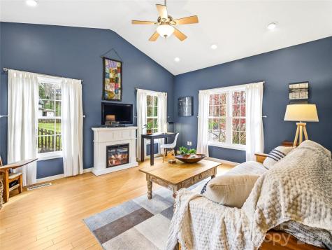 101 Westover Drive Asheville NC 28801