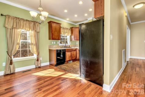 387 Goodview Drive Hendersonville NC 28792