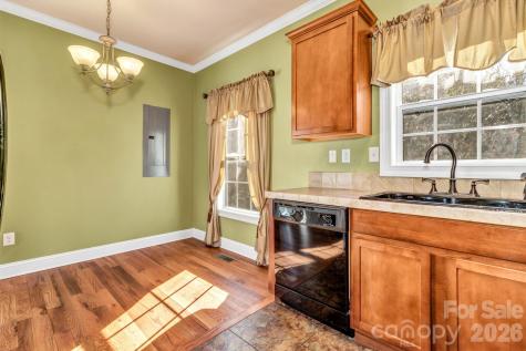 387 Goodview Drive Hendersonville NC 28792