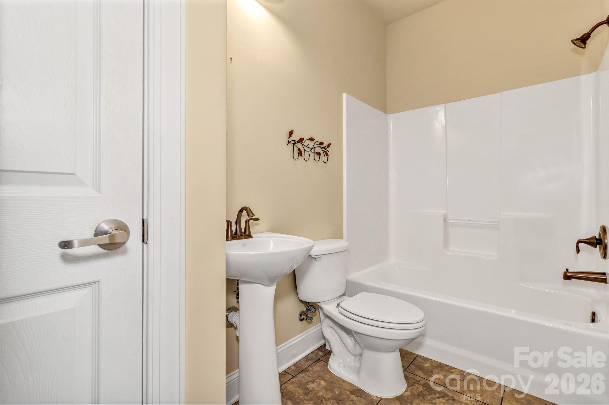 387 Goodview Drive Hendersonville NC 28792