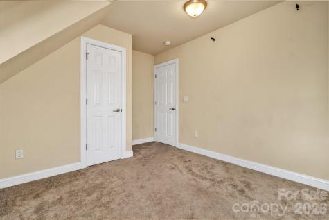 387 Goodview Drive Hendersonville NC 28792