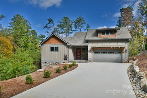 48 Crossings Circle Fairview NC 28730