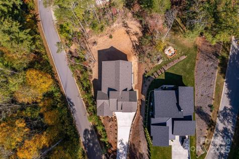 48 Crossings Circle Fairview NC 28730