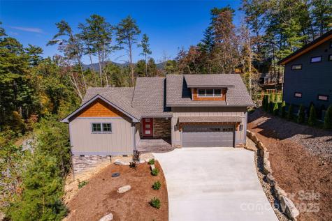 48 Crossings Circle Fairview NC 28730