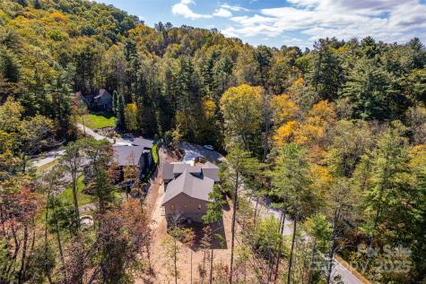 48 Crossings Circle Fairview NC 28730