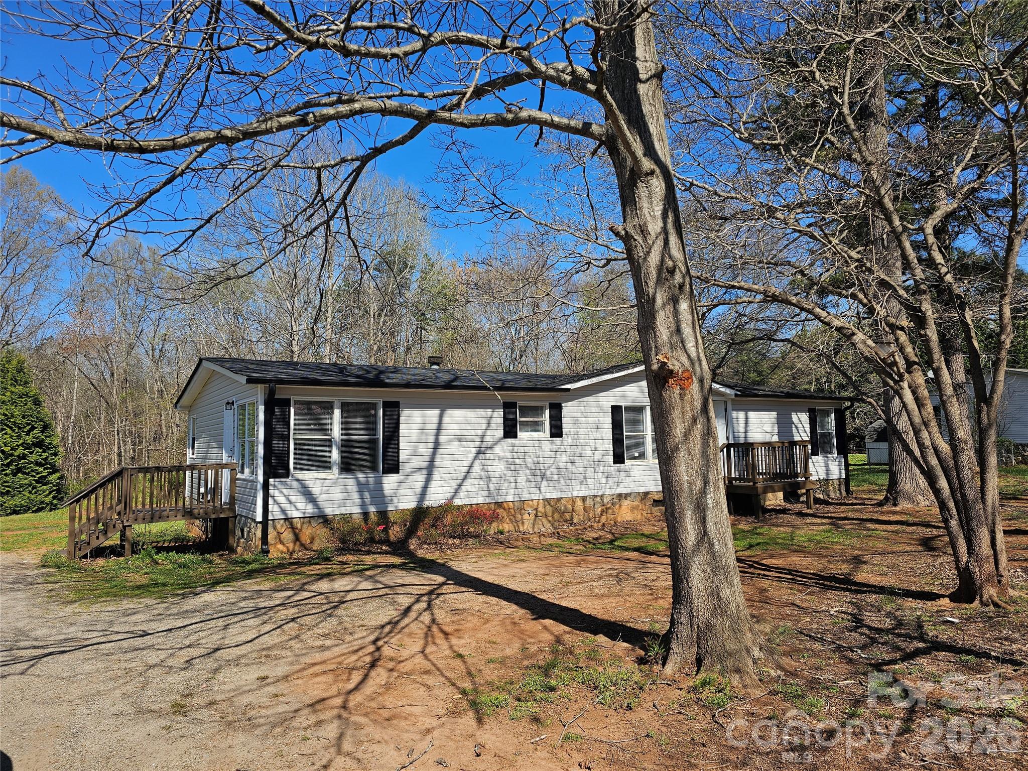 1288 Meadowland Drive Lincolnton NC 28092