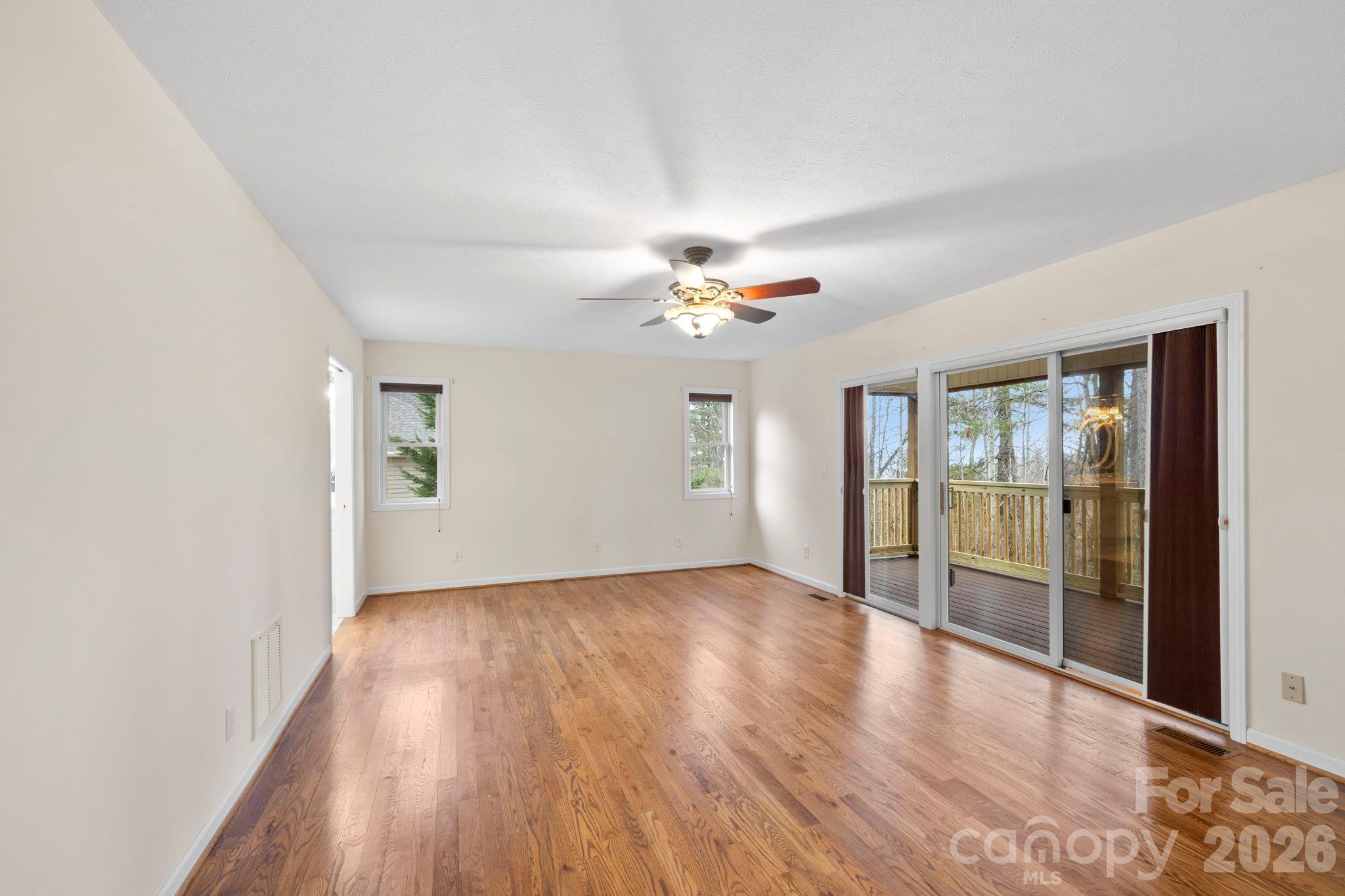 242 Carriage Summitt Way Hendersonville NC 28791
