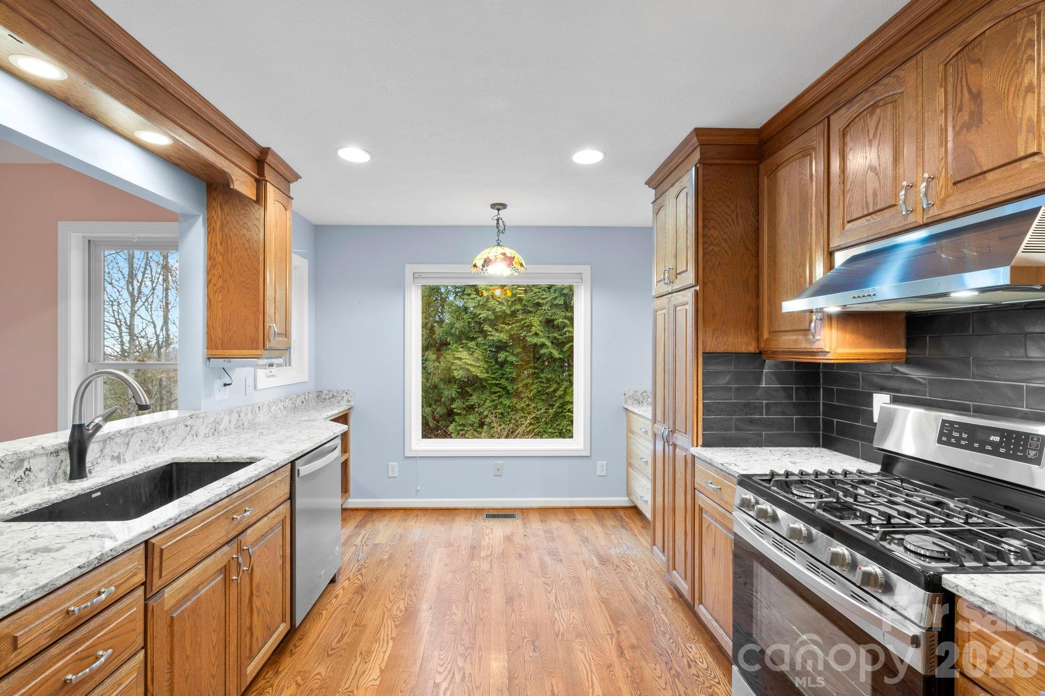 242 Carriage Summitt Way Hendersonville NC 28791