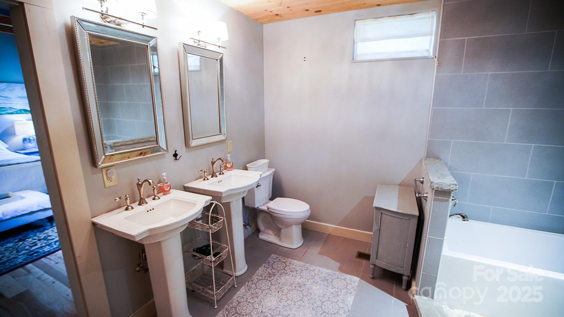 1048 S River Road Sylva NC 28779
