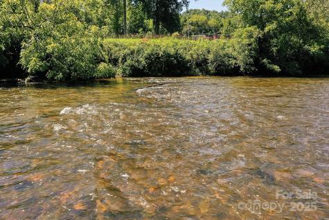1048 S River Road Sylva NC 28779