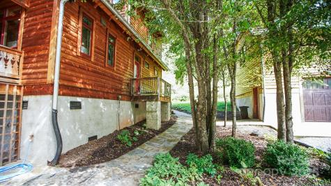 1048 S River Road Sylva NC 28779