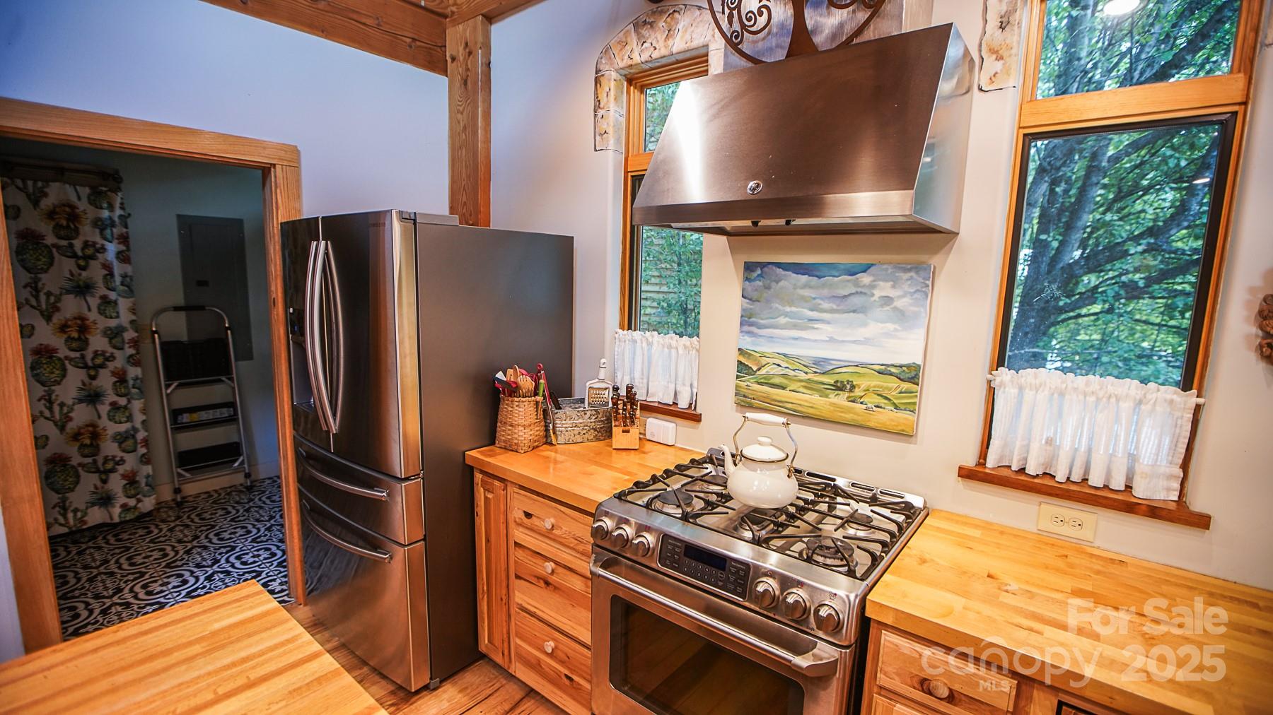 1048 S River Road Sylva NC 28779