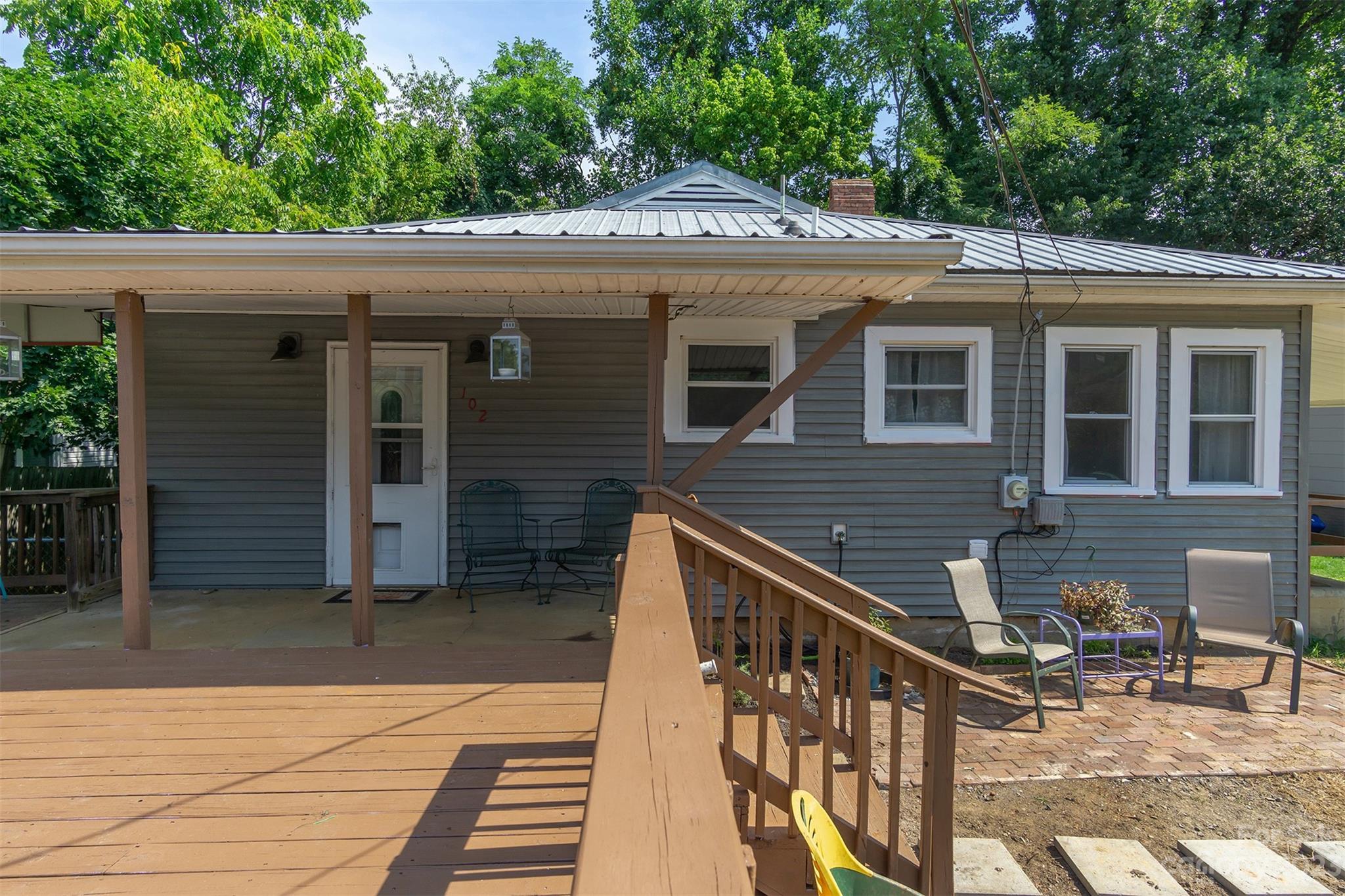 102 Short Street Swannanoa NC 28778