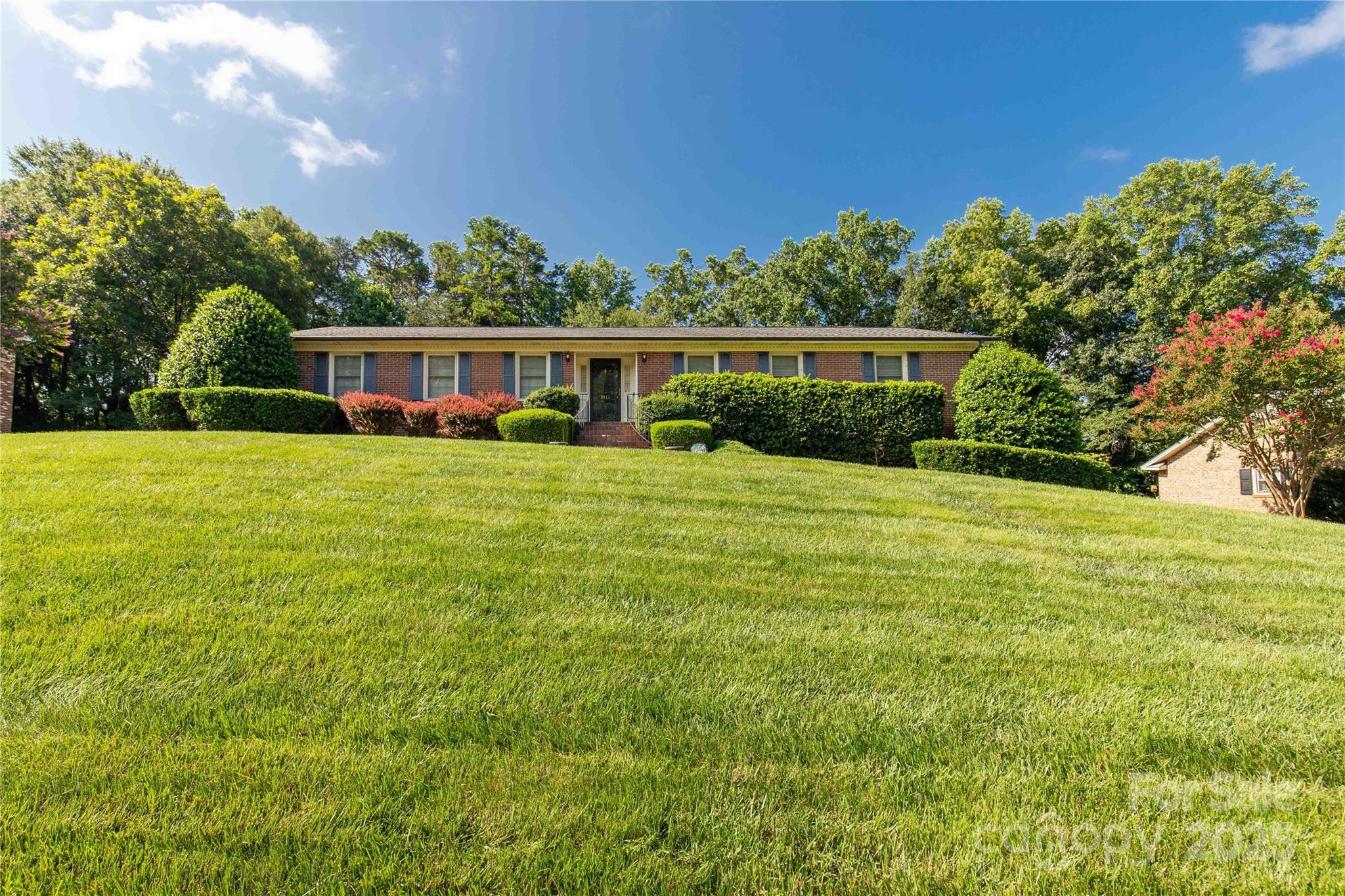 2411 Sandlewood Drive Gastonia NC 28054