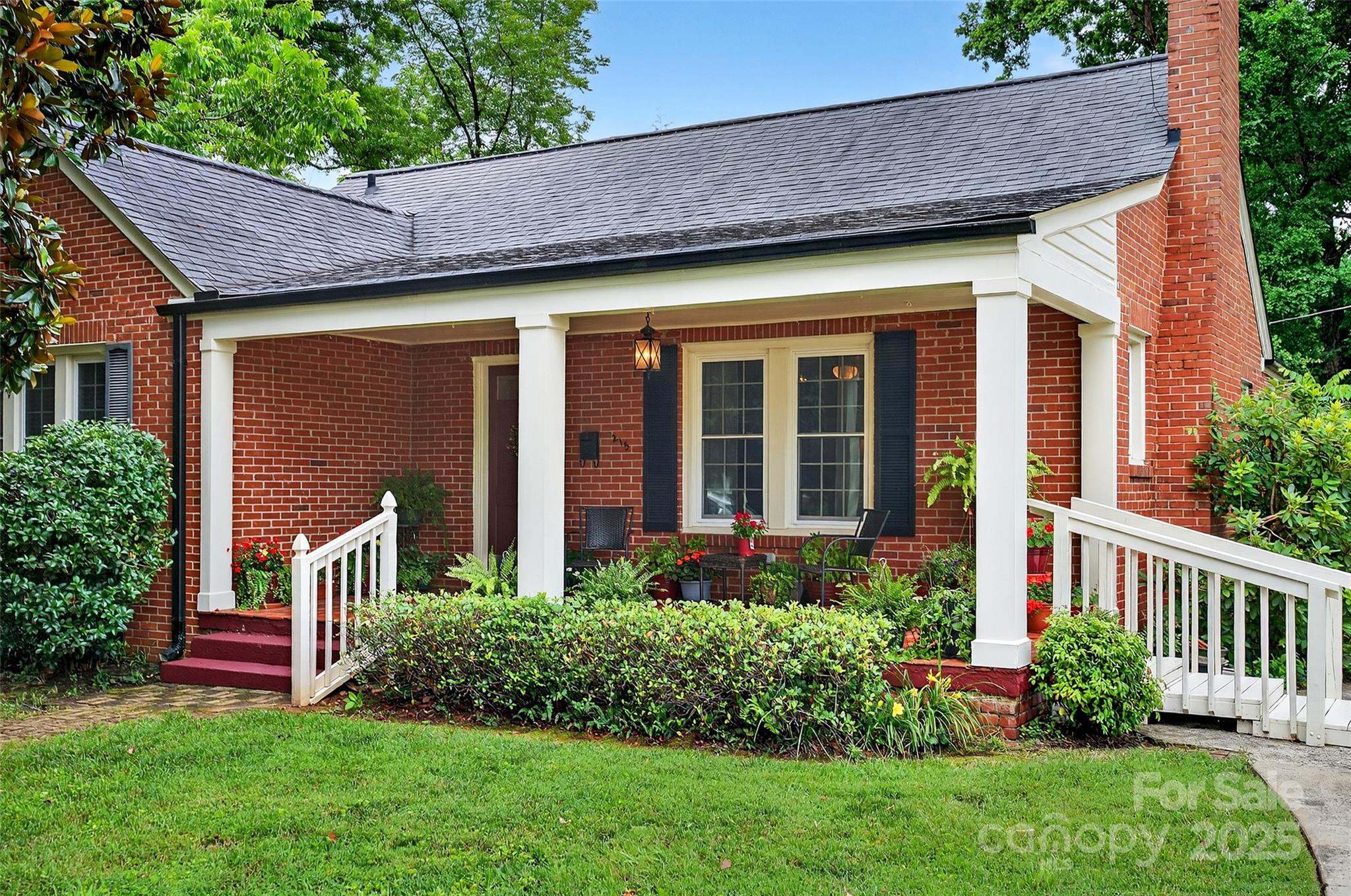215 Magnolia Street Statesville NC 28677