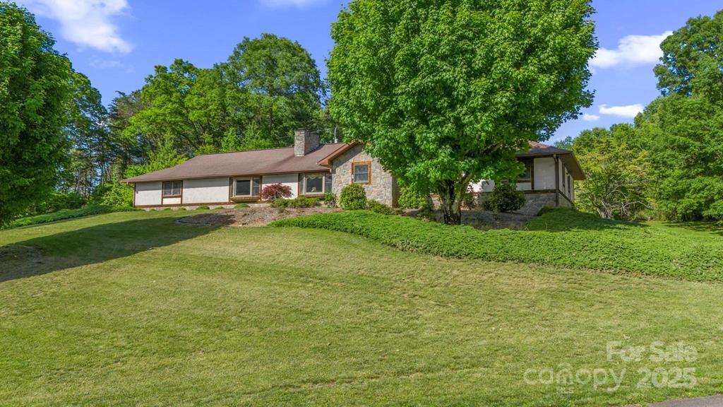 42 Grandview Court Franklin NC 28734