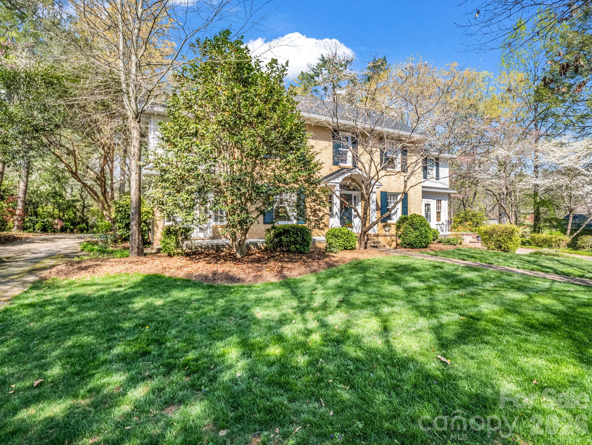527 N Main Street Rutherfordton NC 28139