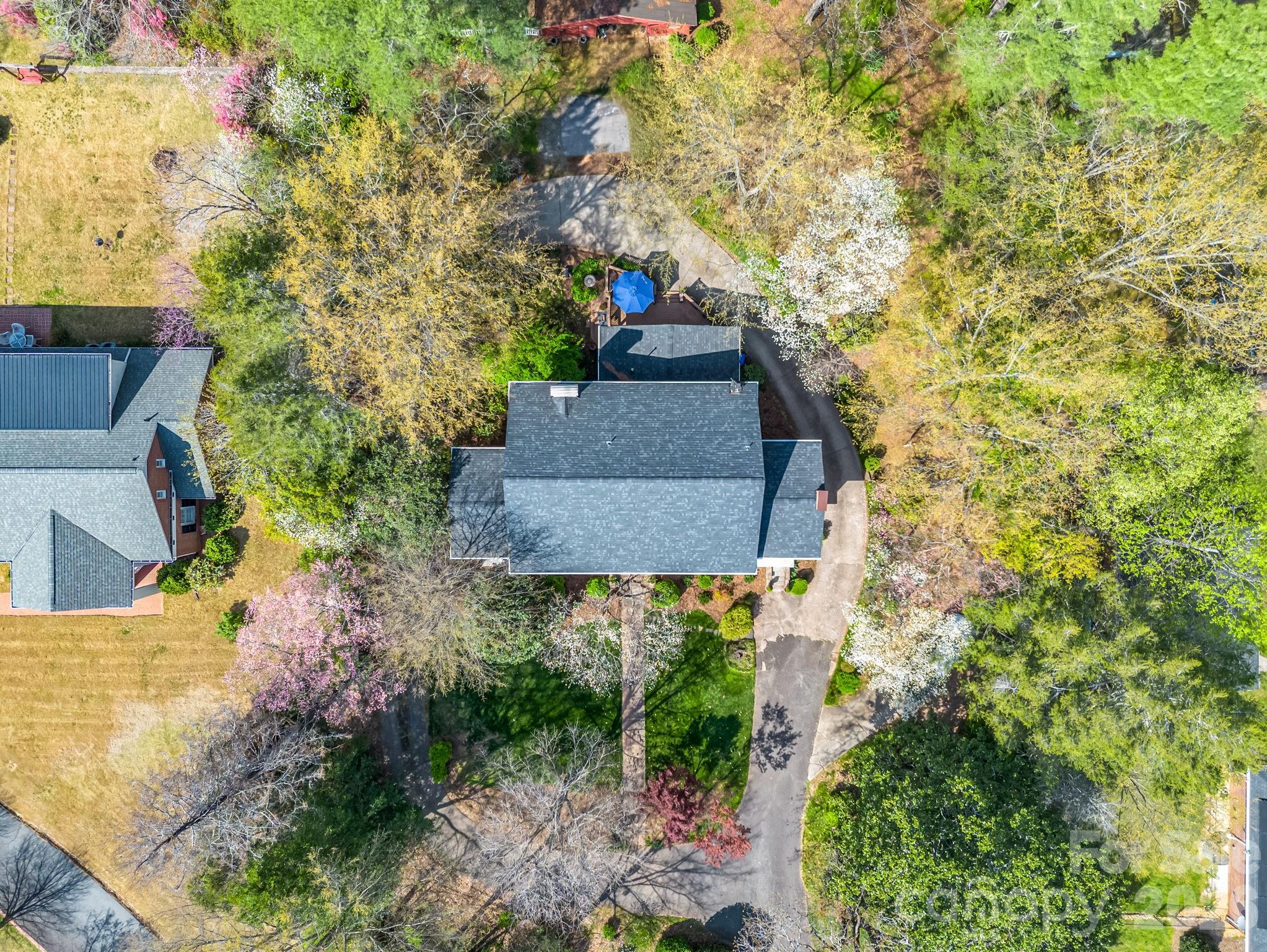 527 N Main Street Rutherfordton NC 28139