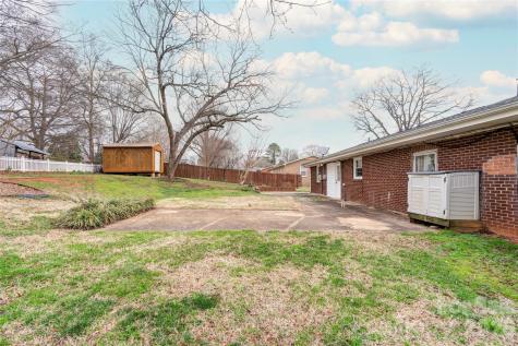 2926 Lake Drive Shelby NC 28152