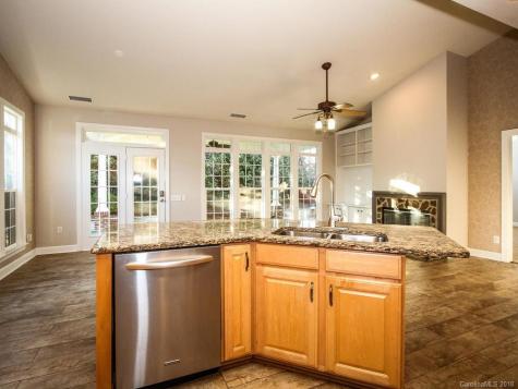 5126 King Arthur Drive Charlotte NC 28277