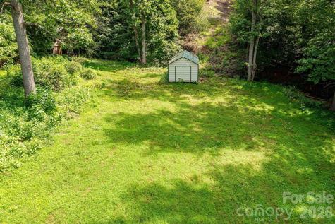 5595 Cloverfield Place Boomer NC 28606