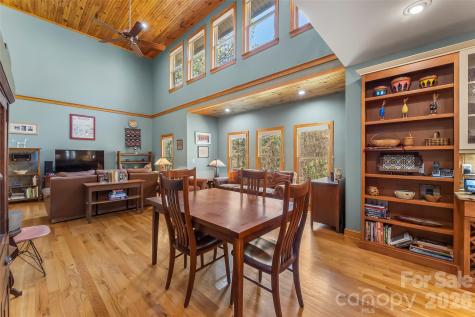 1668 Southpointe Drive Morganton NC 28655