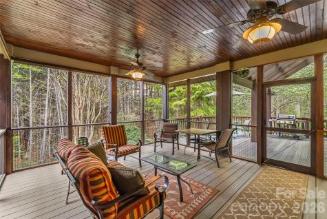 1668 Southpointe Drive Morganton NC 28655