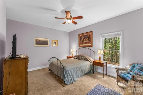 1668 Southpointe Drive Morganton NC 28655