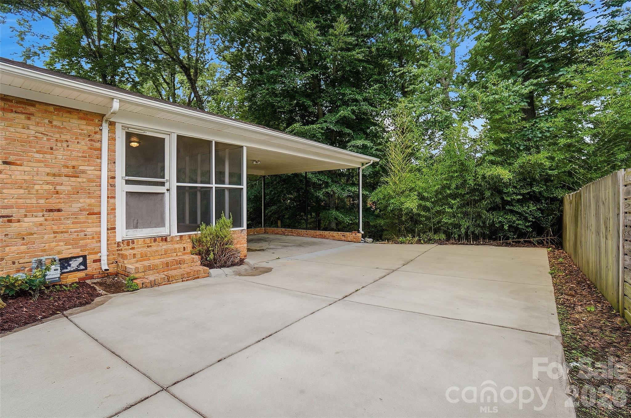 6535 Burlwood Road Charlotte NC 28211