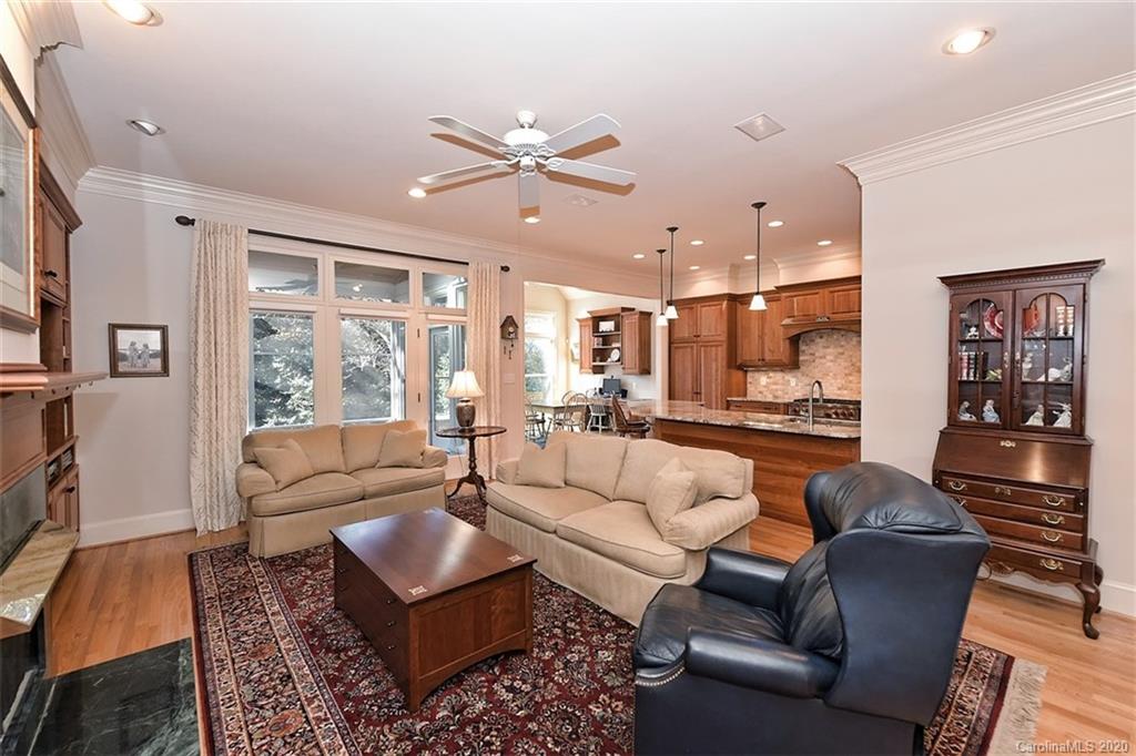 4204 Waterford Drive Charlotte NC 28226
