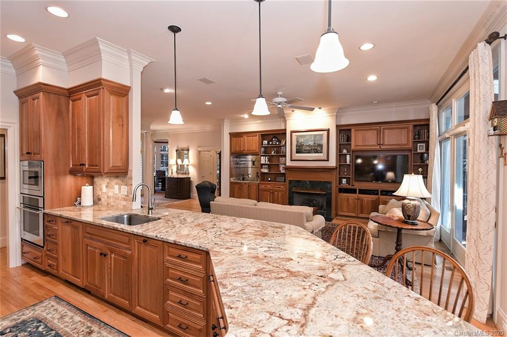 4204 Waterford Drive Charlotte NC 28226