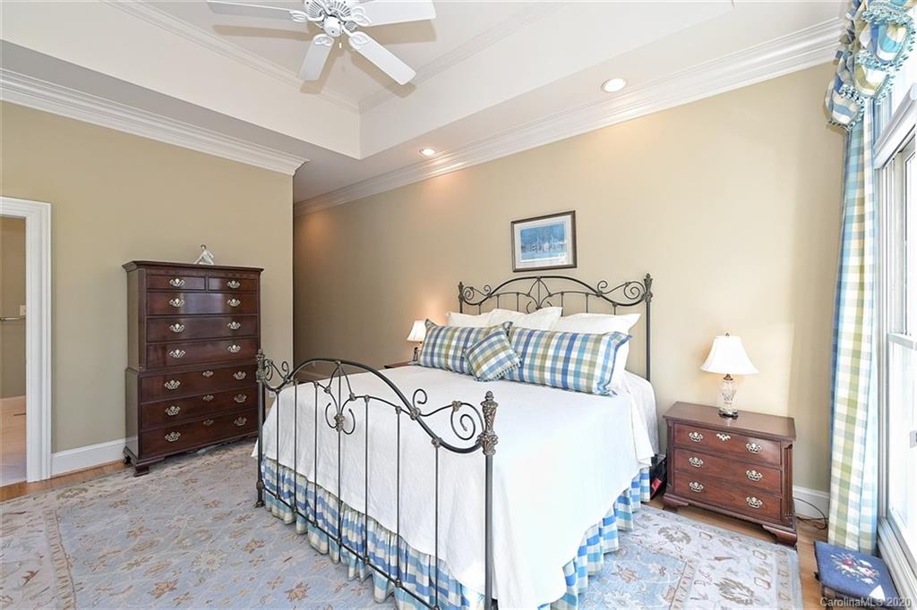 4204 Waterford Drive Charlotte NC 28226