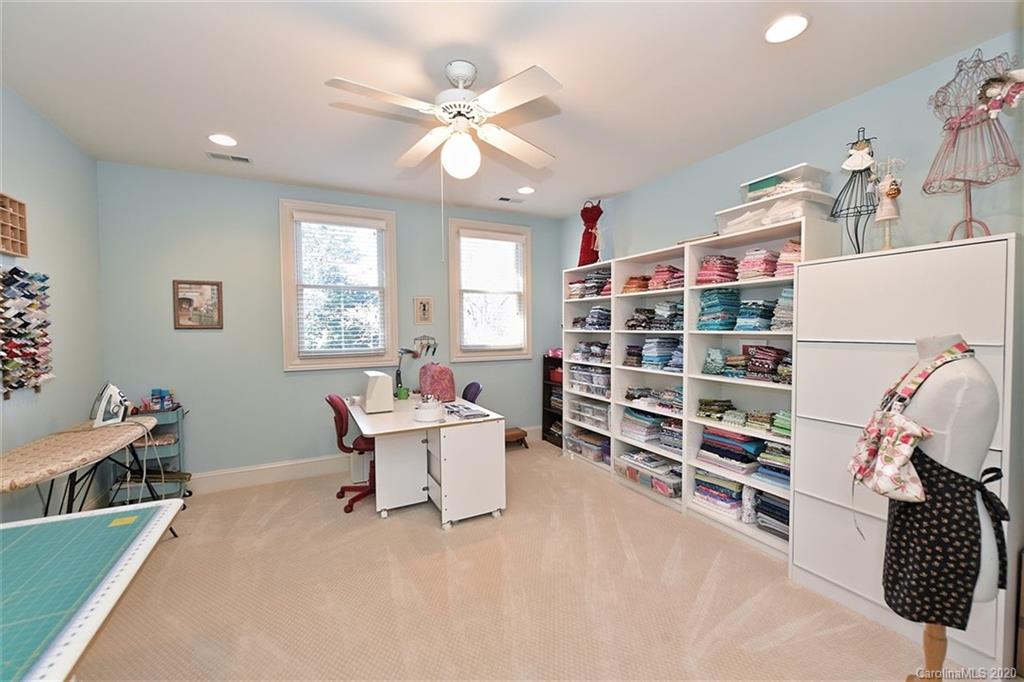 4204 Waterford Drive Charlotte NC 28226