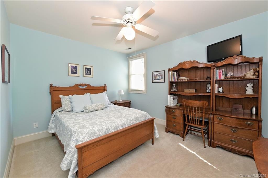 4204 Waterford Drive Charlotte NC 28226