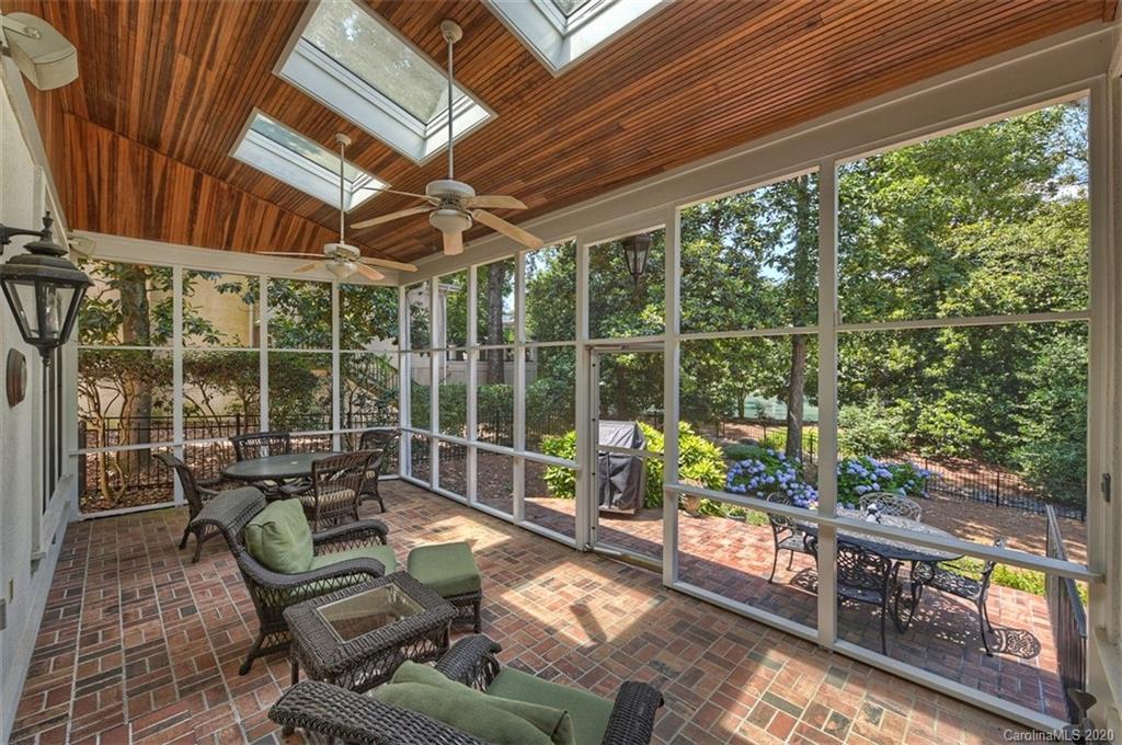 4204 Waterford Drive Charlotte NC 28226
