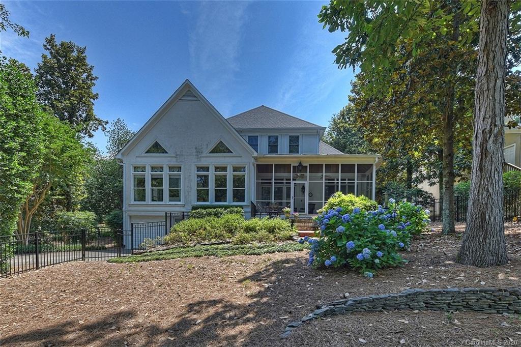 4204 Waterford Drive Charlotte NC 28226