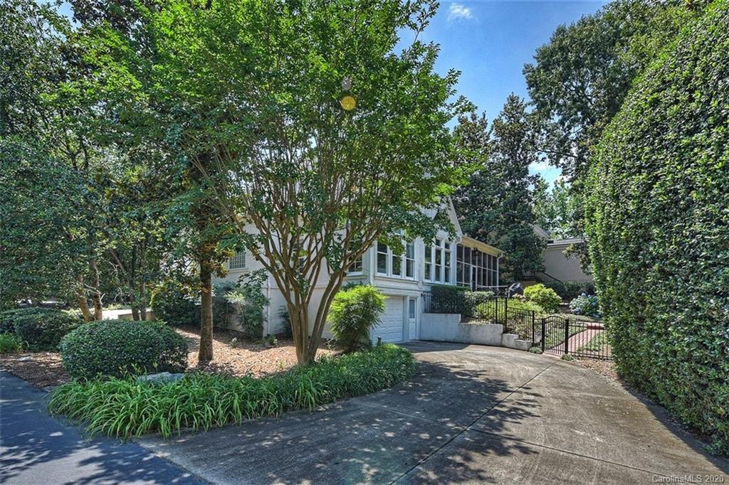 4204 Waterford Drive Charlotte NC 28226