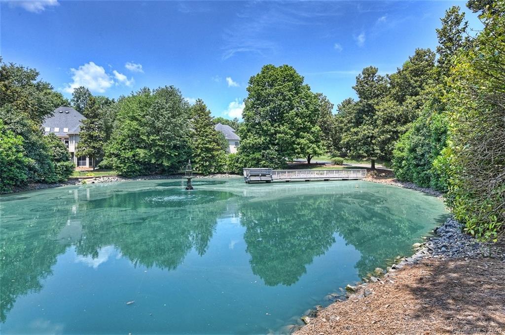 4204 Waterford Drive Charlotte NC 28226