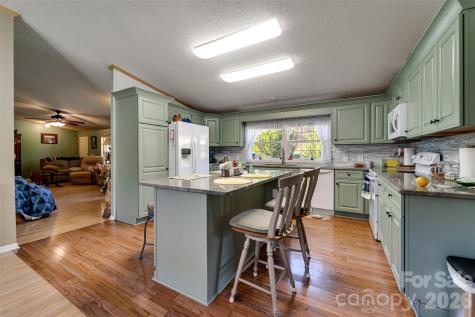 7581 Highway 441 Highway S Sylva NC 28779