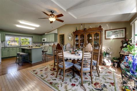 7581 Highway 441 Highway S Sylva NC 28779