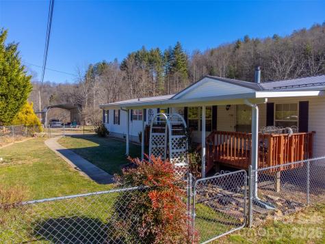 7581 Highway 441 Highway S Sylva NC 28779