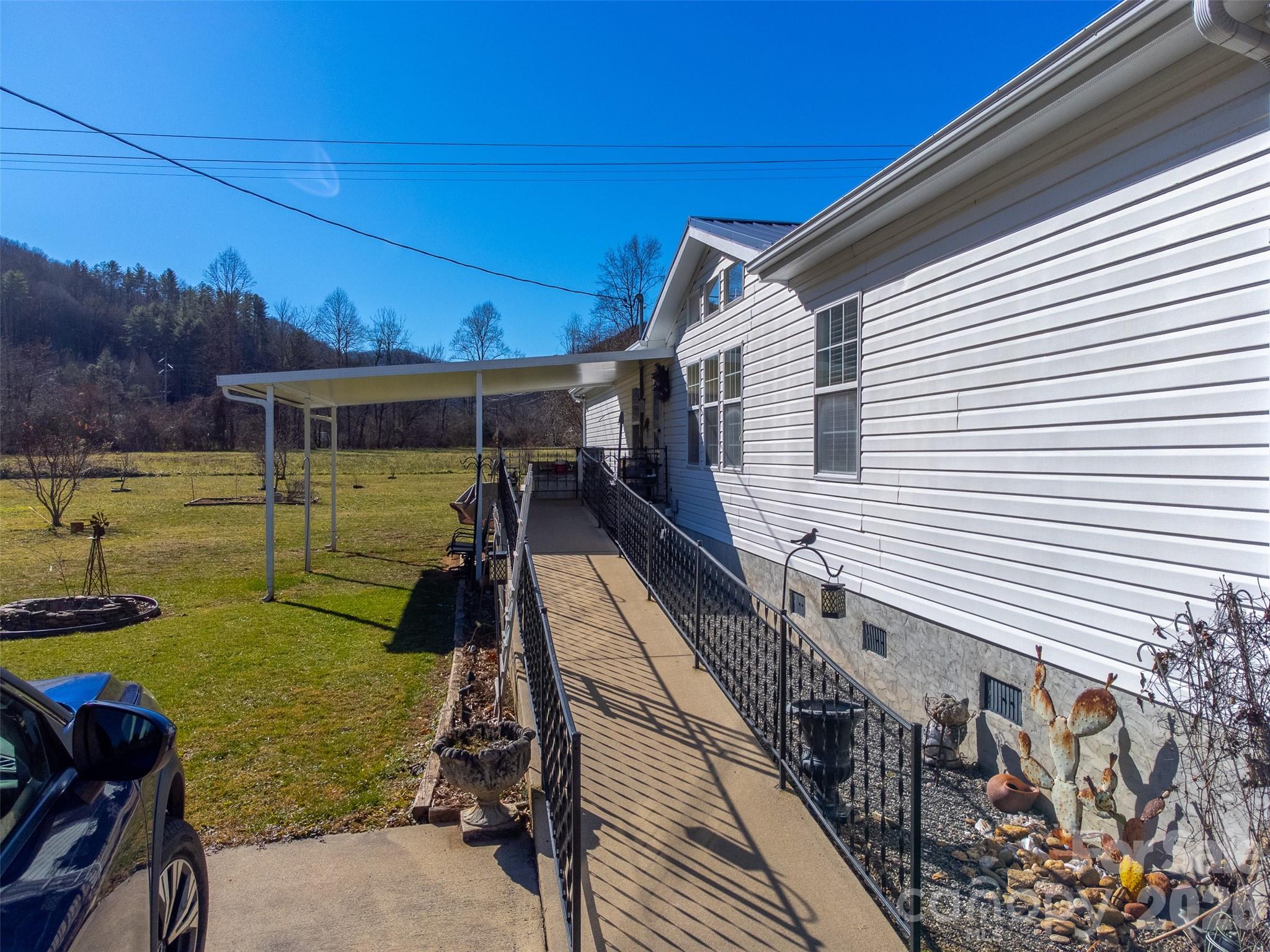 7581 Highway 441 Highway S Sylva NC 28779