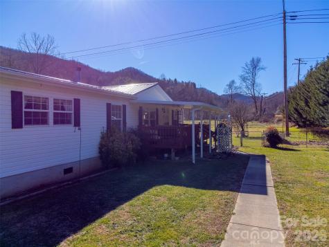 7581 Highway 441 Highway S Sylva NC 28779