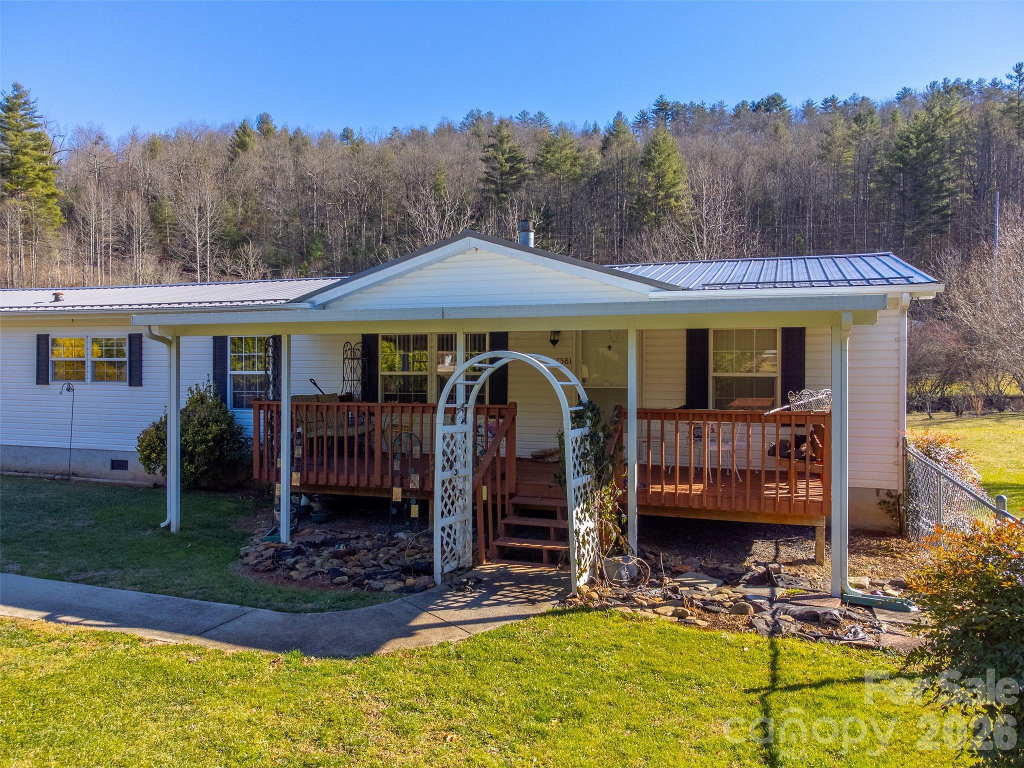 7581 Highway 441 Highway S Sylva NC 28779